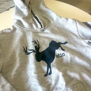 Kids Stio sweatshirt Size medium. Previously loved. Grey.